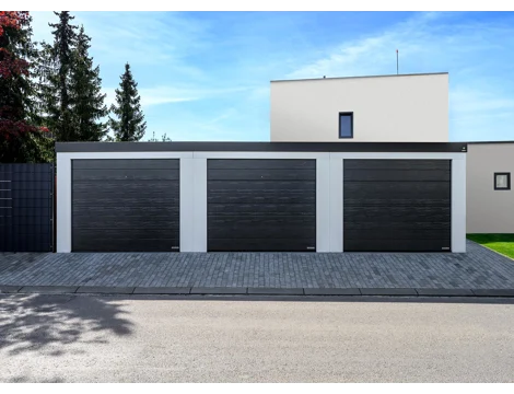 Garage with Three Hörmann Sectional Garage Doors