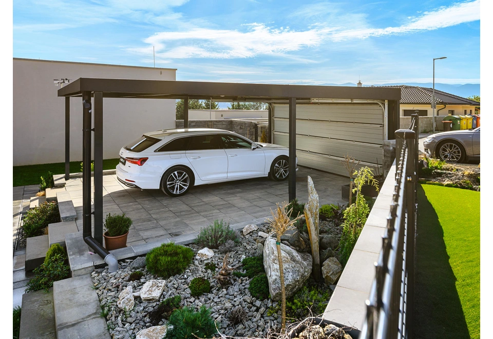 GARDEON® Carport with safety garage door