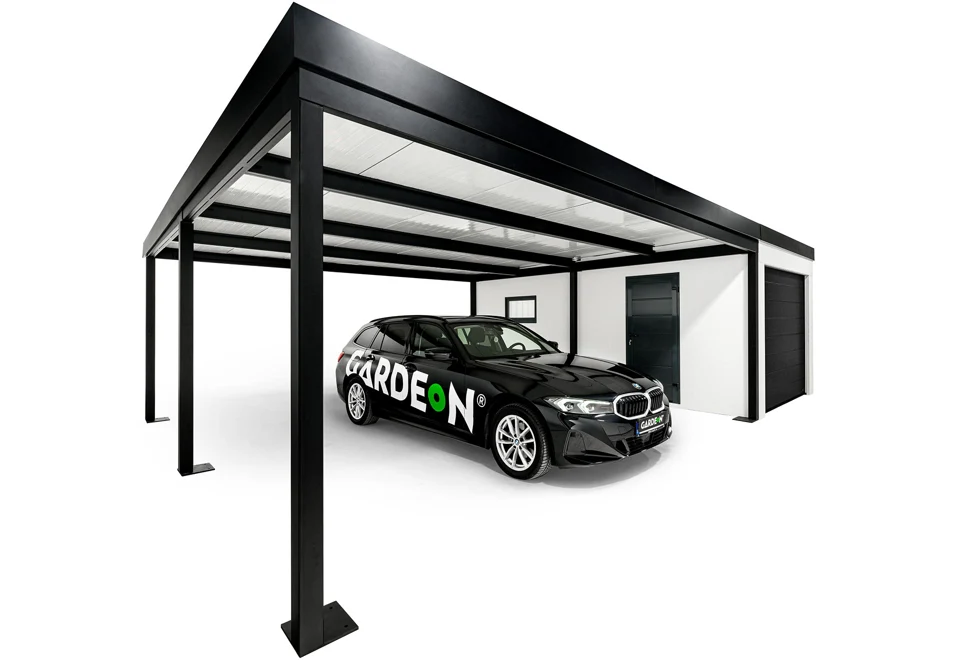 Garden house with Hormann safety garage door