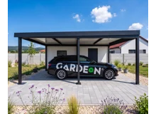 Garden house with Hormann safety garage door