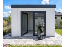 Garden house with double panoramatic door