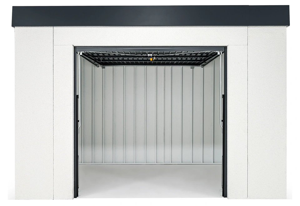 Garden house with Hormann safety garage door