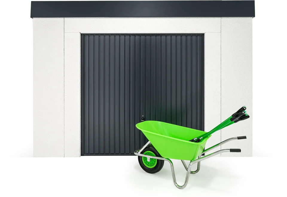 Garden house with Hormann safety garage door