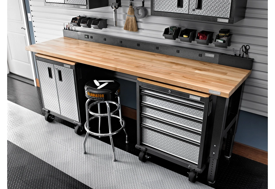 GLADIATOR® HARDWOOD WORKBENCH, ADJUSTABLE (244 cm)