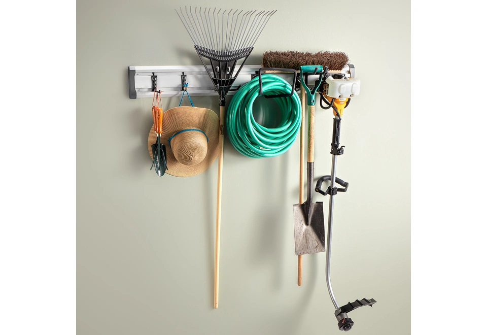 LAWN AND GARDEN GEARTRACK® PACK GLADIATOR®